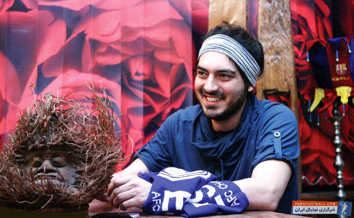 شاهرخشاهی نیما شاهرخ شاهی گفت: از ته دل آرزو میکنم مربی بعدی تیم ملی در حد کیروش باشد نیما شاهرخ شاهی گفت: این بزرگترین آرزوی فوتبالیام برای سال جدید است.