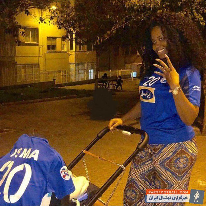 اسماعیل گونکالوس بازیکن فوتبال اهل گینه بیسائو است گونکالوس از ژانویه ۲۰۱۹ در پست مهاجم برای باشگاه فوتبال استقلال تهران در لیگ برتر خلیج فارس بازی میکند.