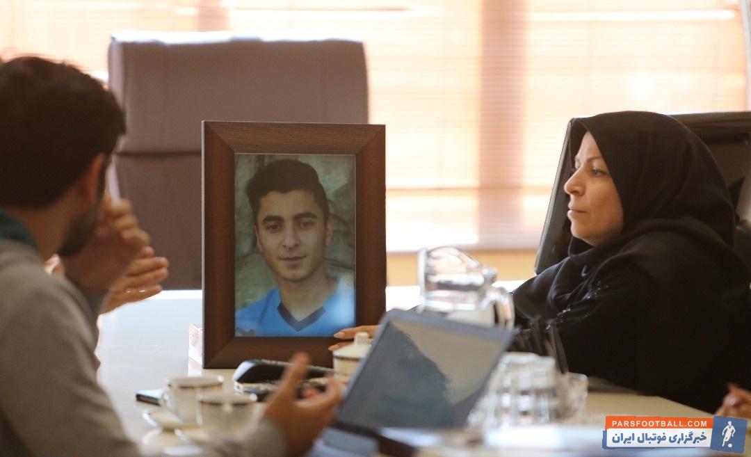 مادر مرحوم احمد رضا شاکر