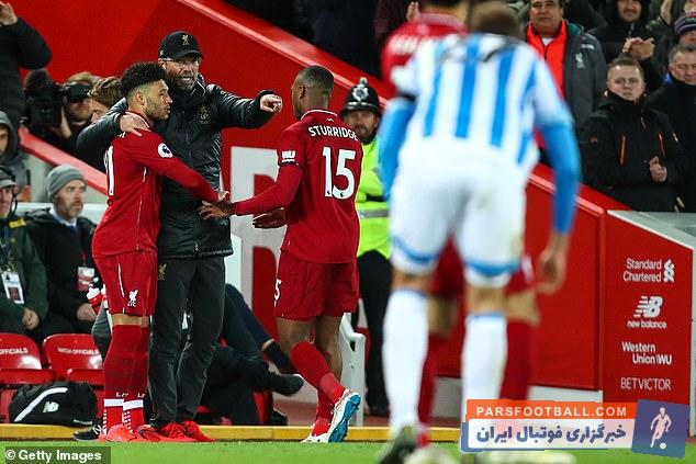 اوکسلید چمبرلین از 12 ماه پیش به دلیل مصدومیت شدید از میادین دور بوده اوکسلید چمبرلین به ترکیب لیورپول بازگشت تا یورگن کلوپ از بازگشت او ابراز خوشحالی کند.