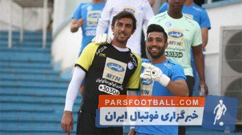 روابط نزدیک و رفاقت غلیظ رحمتی با اسماعیلی برای رحمتی کاپیتان استقلال شر شده و مرتب تصاویر پرشمار و دلبرانه آنها کنار هم بازنشر می‌شود.