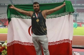 احسان حدادی ششمین مدال طلای پرتاب دیسک آسیا را به ویترین افتخاراتش اضافه کرد احسان حدادی که سابقه کسب مدال نقره در المپیک را دارد.