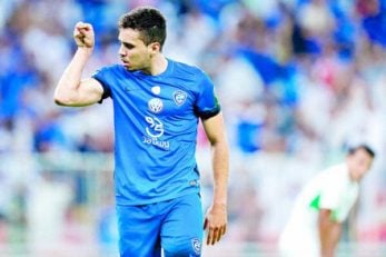 اعتراض هواداران الهلال به کارلوس ادواردو هافبک برزیلی تیمشان