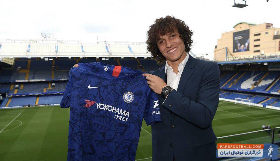 باشگاه چلسی اعلام کرد با داوید لوییز بر سر تمدید قرارداد به توافق رسیده داوید لوییز قرارداد خود با باشگاه چلسی را تا سال 2021 تمدید کرد.