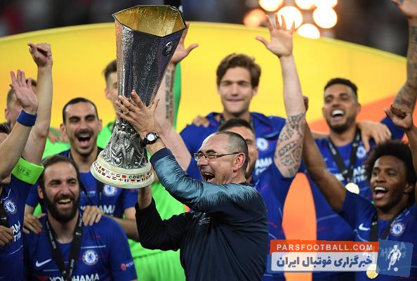 مائوریتسیو ساری سرمربی ایتالیایی چلسی، ابراز امیدواری کرد در این تیم باقی بماند ساری گفت: من هنوز هم دو سال دیگر با باشگاه چلسی قرارداد دارم.