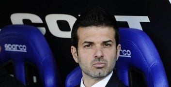 آندره استراماچونی - یوسف دانشیار رحمان رضایی حمید بیات پروانه سلحشوری - پروانه سلحشوری مارک ویلموتس مجید شاکری حامد حاجیلو تیم استقلال استراماچونی علی حاجاکبری استراماچونی استقلال ساکت الهامی استراماچونی - خلیل زاده اسماعیل خلیلزاده - محمد نوری فر