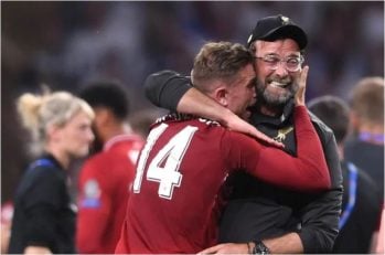 هندرسون در مقابل رسانه‌ها از پیامی رونمایی کرد که روز فینال CL برایش ارسال شده و به هندرسون انگیزه فوق‌العاده‌ای برای پیروزی و قهرمانی داده بود.