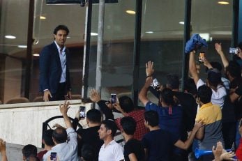 فرهاد مجیدی مرد محبوب آبی ها امروز و در اولین بازی تیم ملی با مارک ویلموتس و برای تماشای بازی ایران و سوریه در ورزشگاه آزادی حضور پیدا کرد.