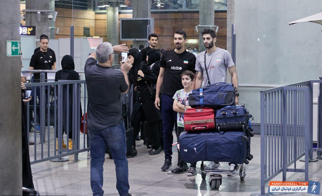 در شرایطی که ۳ روز تا شروع هفته سوم لیگ ملت های والیبال ۲۰۱۹ در ارومیه باقی مانده، اعضای تیم ملی والیبال ایران بامداد امروز وارد تهران شدند.