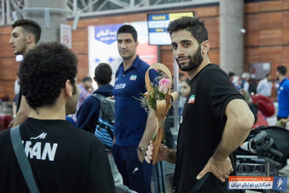 کار تیم ملی والیبال یکشنبه شب در مرحله مقدماتی لیگ ملت های ۲۰۱۹ در کشور بلغارستان به پایان رسید، اعضای تیم ملی والیبال با استقبال وارد تهران شدند.