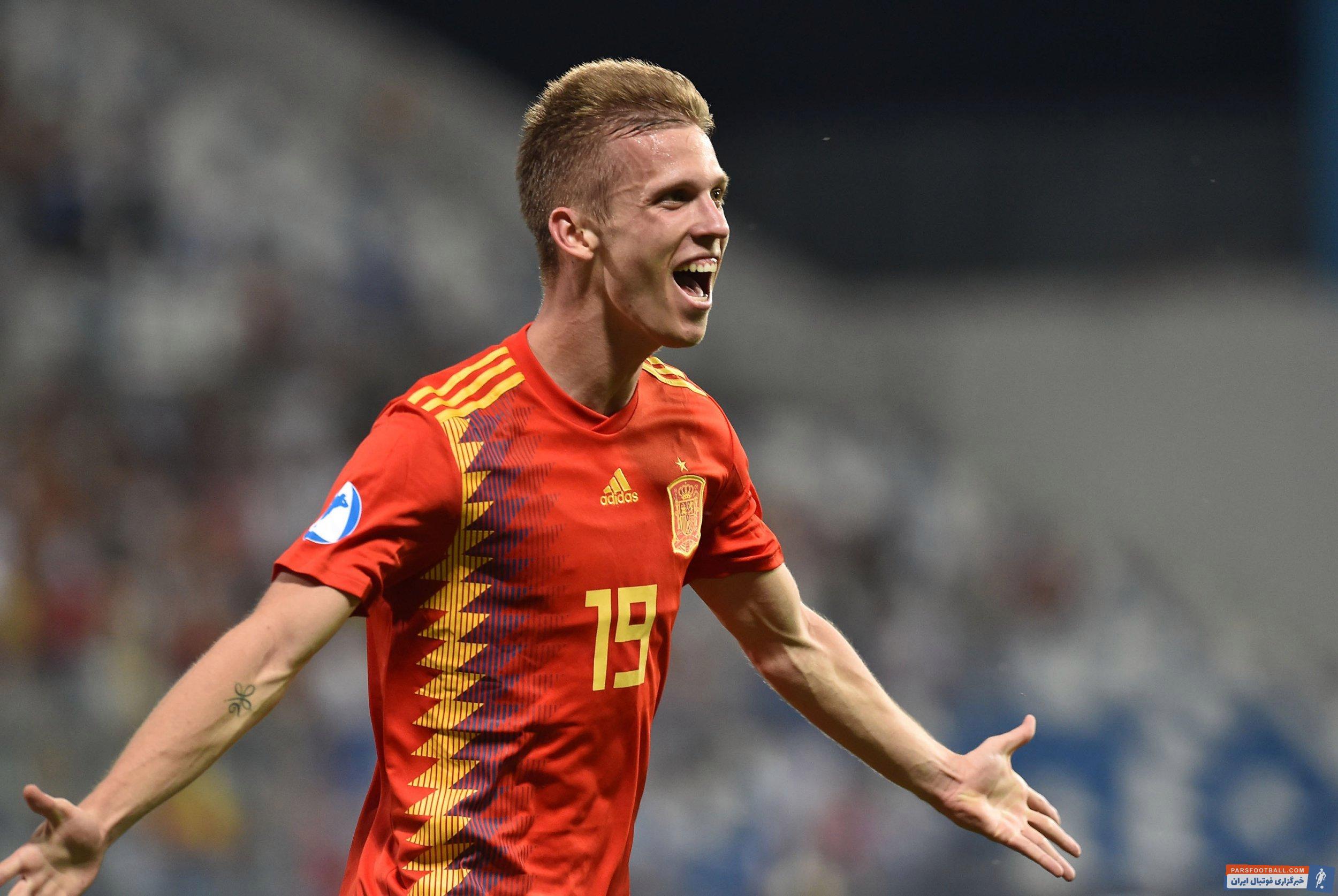 منچستریونایتد برای جذب پدیده جوان تیم ملی زیر 21سال اسپانیا، دنی اولمو آماده میشود و به زودی برای جذب دنی اولمو به باشگاهش پیشنهاد رسمی خواهد داد.