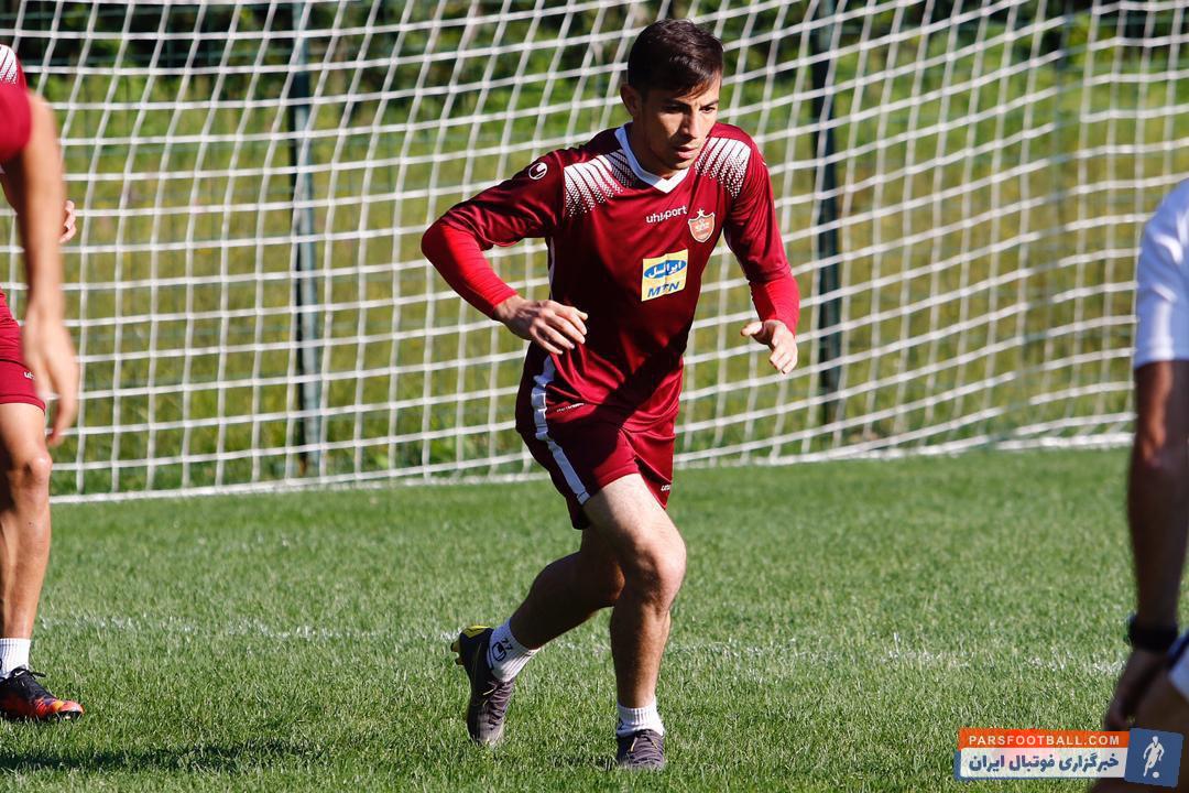 فرشاد احمدزاده