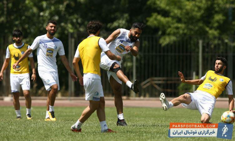 فرشید باقری چند روزی است به تمرینات استقلال اضافه شده است فرشید باقری در تمرین گروهی شرکت کرد تا مشخص شود مشکلی برای شروع فصل ندارد.