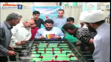 فوتبال دستی بازی کردن امام جمعه شهرستان اسالم