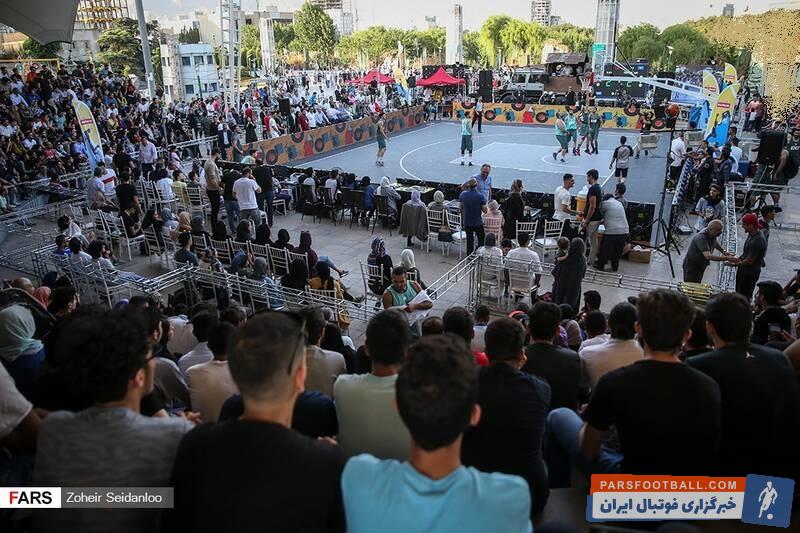 بسکتبال یکی از ورزش های محبوب مردم ایران است مسابقات سه به سه بسکتبال خیابانی آقایان روزهای 27 و 28 تیر ۱۳۹۸ در بوستان آب و آتش برگزار شد.