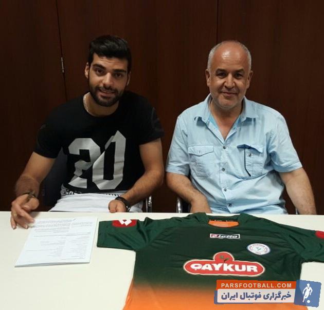 مهدی طارمی بالاخره تیم خود را انتخاب کرد مهدی طارمی فصل آینده در باشگاه ریوآوه پرتغال توپ میزند. تیمی که شرایط بسیار خوبی در فصل قبل داشت.