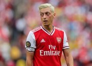 اوزیل بازیکن آرسنال مورد حمله سارقان مسلح در خیاابن لندن قرار گرفت