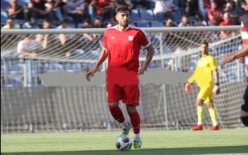 هفته گذشته خبرهایی مبنی بر احتمال جدایی ایمان سلیمی از تراکتور منتشر شد. بر اساس این اخبار ایمان سلیمی با پیشنهادی از تیم اوفی سرته یونان مواجه شد.