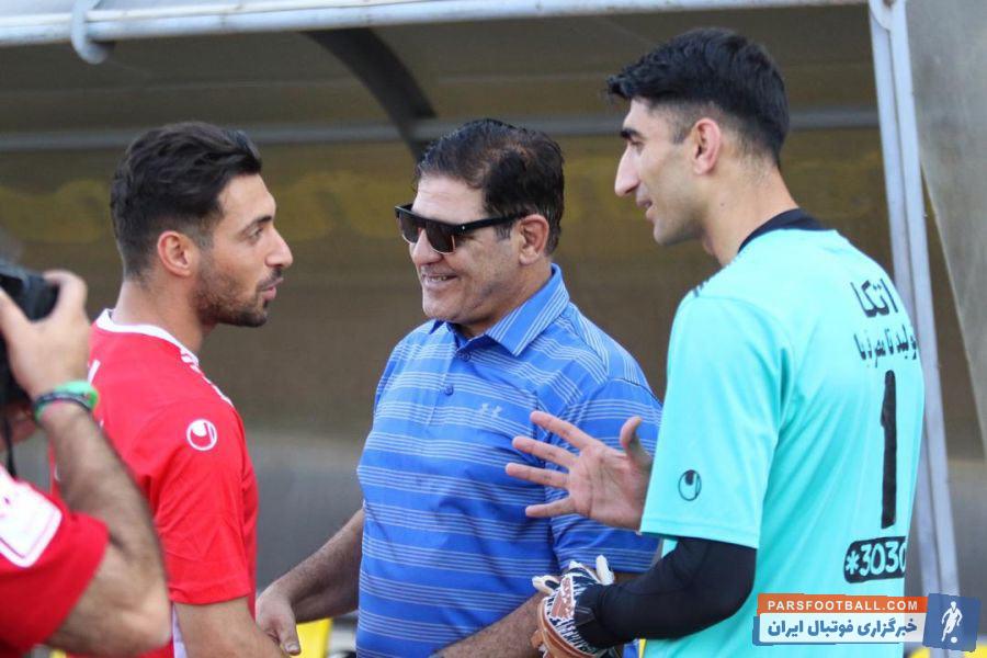 در حالی که هفته گذشته خبری مبنی بر درگیری و مشاجره مهاجری سرمربی نساجی منتشر شد و گفته شد که بینی مهاجری از 3جا شکسته است.