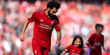 دلجویی محمد صلاح از هوادار نوجوان لیورپول