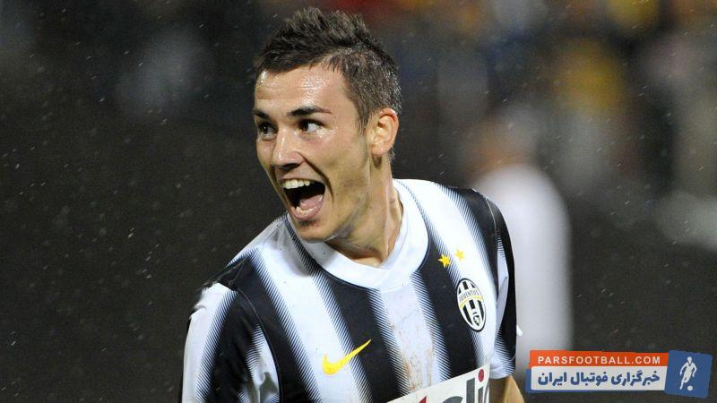 کریستین پاسکواته کریستین پاسکواتو یکی از نفرات مد نظر استقلال است که منتظر تایید نهایی استراماچونی است کریستین پاسکواتو یکی از گزینه های استقلال برای خط میانی است.