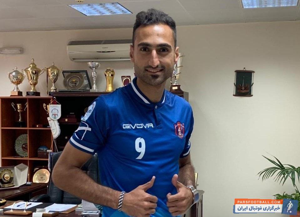 الشحانیه قطر لحظاتی پیش اعلام کرد که علی فریدون ، هافبک ایرانی الاصل تیم الاهلی قطر را به خدمت گرفته است قرارداد الشحانیه با علی فریدون یک ساله است.