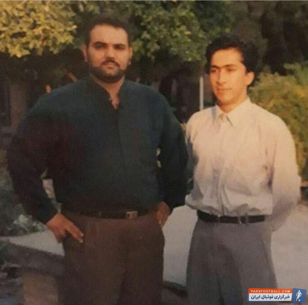 تصویری قدیمی و جالب از تیپ جواد خیابانی گزارشگر فوتبال و داوود عابدی خبرنگار شبکه خبر