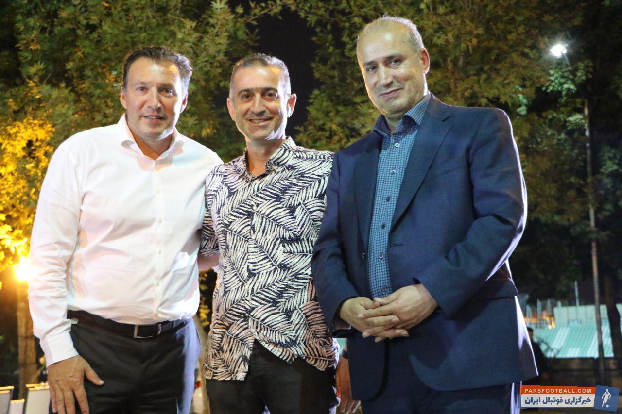 کمالوند سرمربی تیم ملی فوتبال به درخواست سرمربی پارس جنوبی جم پاسخ مثبت داد کمالوند: درخواست هایم را از ویلموتس مطرح کردم و او نیز قول مساعد داد.