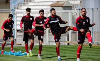 اشکان دژاگه، احسان حاج صفی، مسعود شجاعی و رشید مظاهری چهار بازیکن ملی پوش تراکتور همراه تیم ملی به هنگ کنگ سفر کرده بودند.