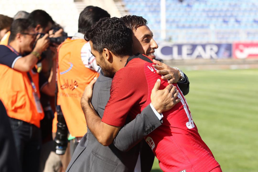 وحید امیری که در ابتدای بازی دیداری صمیمانه با رسول خطیبی داشت، در آخرین دقایق موفق شد گل پیروزی‌بخش تیمش را بزند تا عامل حذف تیم خطیبی باشد.