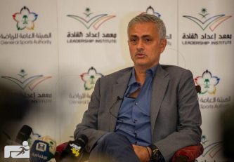 مورینیو مشهورترین مربی پرتغالی حال حاضر دنیای فوتبال برای حضور در سمینار مربیگری از یکی دو روز پیش در جده عربستان حضور دارد.