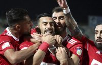 ویلیان میمبلا که امسال به عنوان یکی از سهمیه های خارجی تراکتور به فوتبال ایران آمده یکی از خریدهای خوب تبریزی ها محسوب می شود.