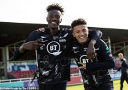 بازیکنان تیم ملی انگلیس در آستانه حضور در انتخابی یورو2020 با لباسهای سیاه‌رنگ به مناسبت ماه تاریخ سیاه تمرین کردند .‌‌‌‌‌‌‌