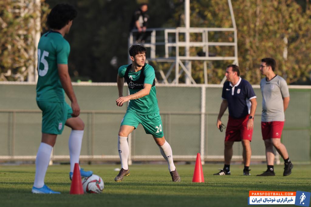 سردار آزمون و رامین رضاییان دو بازیکن تیم ملی فوتبال بودند که در مسابقه قبلی مقابل کامبوج دچار آسیب دیدگی شدند و زمین بازی را ترک کردند.