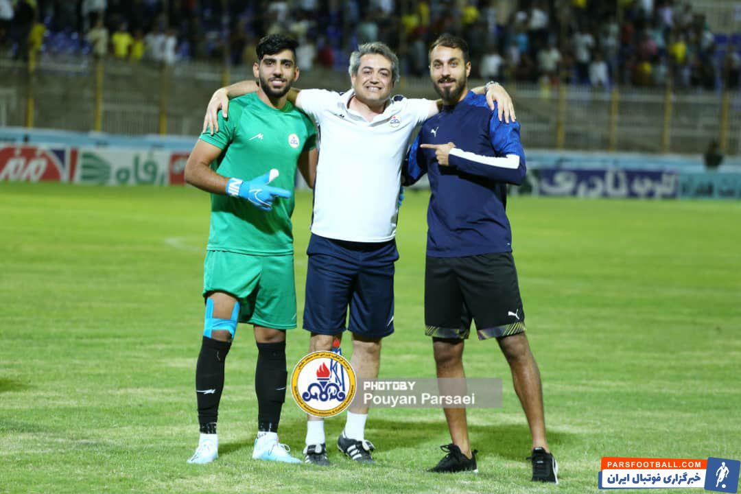سوشا مکانی به دلیل مصدومیت جای خود را به حبیب فرعباسی گلر جوان مسجدسلیمانی داد حبیب فرعباسی روز سختی نداشت و تنها در دقیقه ۸۳ تست شد.