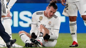 آلفونسو دل کورال، رئیس سابق کادر پزشکی رئال مادرید، معتقد است که علاقه زیاد گرت بیل به ورزش گلف دلیل مصدومیت های اخیر گرت بیل بوده است.