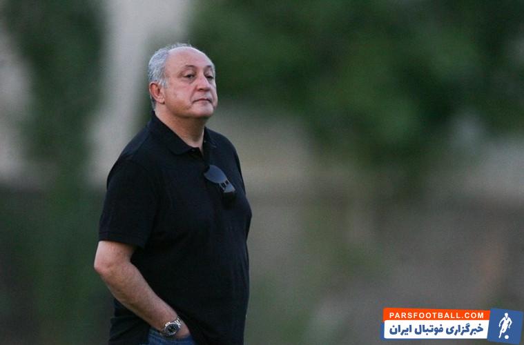 بهتاش فریبا : استقلال نباید به تراکتور فرصت شوتزنی بدهد