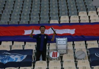 نکته جالب استقرار یک نفر هوادار تیم ملی کامبوج در جایگاه هواداران میهمان بود در انتها تیم ملی کامبوج با نتیجه ۱۴ بر صفر مقابل ایران شکست خورد.