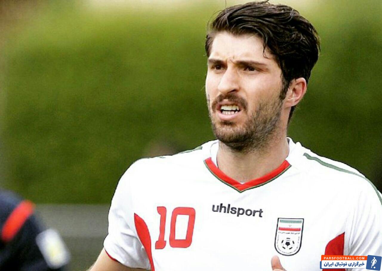 پرسپولیس در تلاش برای جذب کریم انصاری فرد در نقل و انتقالات زمستانی