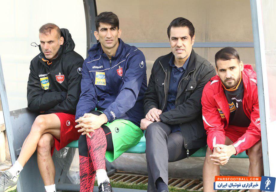 شکست مقابل نفت مسجدسلیمان جایگاه پرسپولیس در رده سوم را به خطر انداخت؛ حالا در صورت پیروزی تراکتور، استقلال و فولاد این تیم تا رده ششم پایین خواهد رفت.