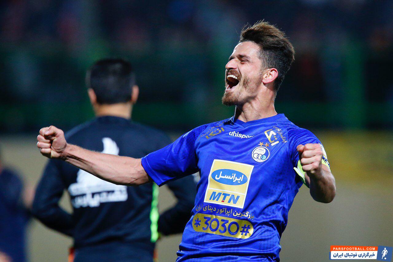 وریا غفوری که درست مثل استقلال در هفته های ابتدایی تمرکز چندان بالایی نداشت و انتظارات را برآورده نکرده بود حالا به مهره ای تبدیل شده که حضورش قوت قلبی است.