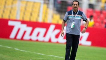 عباس چمنیان : ویلموتس باید یک توازن در خط دفاع و حمله ایجاد کند