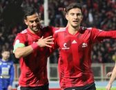 احسان حاج صفی در این فصل یکی از چهره های شاخص تیمش بوده که در بسیاری از گل ها نقش مسقیم داشته است حاج صفی در بازی با بازوبند کاپیتانی در زمین حضور یافت.