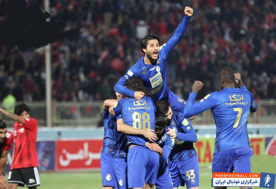 علی کریمی بی تردید یکی از بهترین بازیکنان استقلال در دو هفته گذشته لیگ برتر بوده است، جایی که در کنار دو گلی که زده در کارهای دفاعی هم نمایش موفقی داشته است.