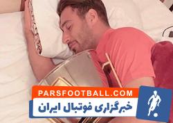 نواف العابد ستاره تیم الهلال شب گذشته جام قهرمانی آسیا را در کنار خود نگه داشت تا تصویری جالب را خلق کند او از شجاع خلیل زاده تقلید کرد.