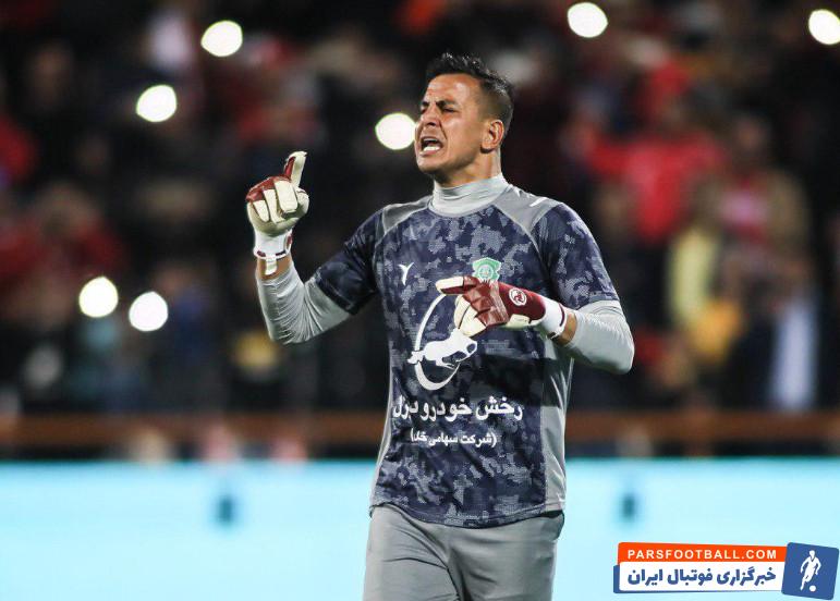 پرسپولیس ؛ حامد لک : ساکت الهامی و احمد زندهروح همبازیام به من گفتند زود نپرم و عجله نکنم