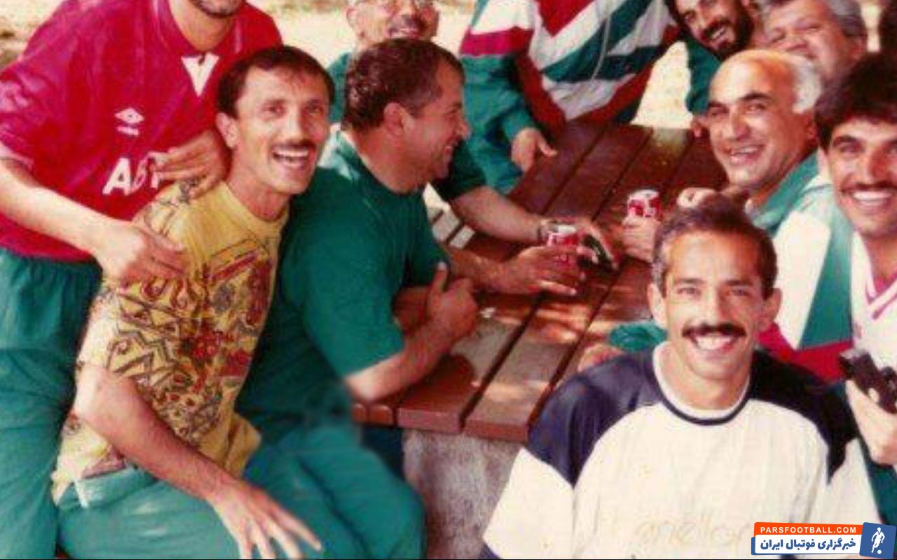 درخشان ؛ تصویری از حمید درخشان در دوران جوانی در کنار علی پروین