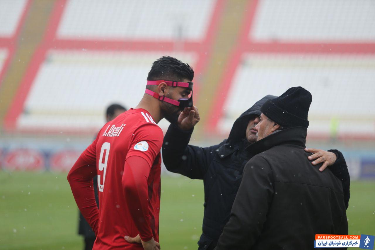 تراکتور ؛ شادی رضا اسدی پس از گلزنی برابر فولاد در ورزشگاه یادگار امام