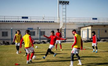 رضا شکاری و محمدرضا آزادی دو بازیکن تراکتور که در اردوهای تیم ملی امید هم حضور دارند، روز گذشته به تبریز برگشتند و در تمرینات تیم باشگاهی شان حضور یافتند.