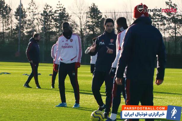 آرسنال ؛ آرتتا به لاکازت : پشت پا نه، فرم بدنیات را درست کن و ادامه بده